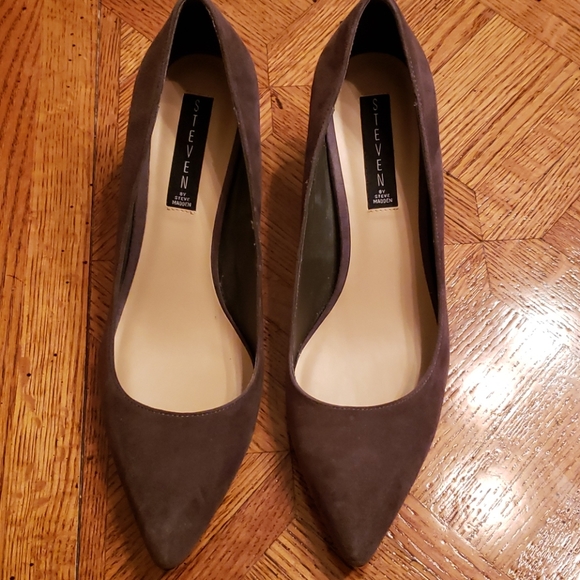 Grey Suede pumps - Picture 3 of 7